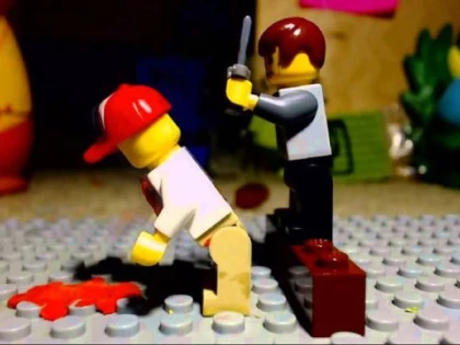JUCĂRIILE LEGO, TOT MAI VIOLENTE