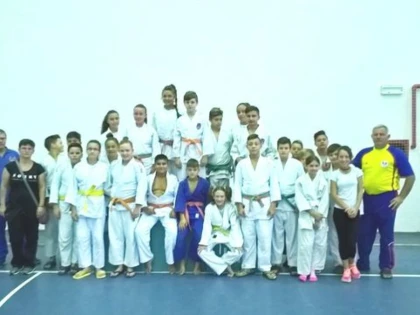 JUDOKA CSM-ULUI AU FOST ÎN TOP LA CUPA ARADULUI