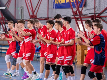 Juniorii de la ProVolei Arad s-au calificat în faza a doua a Campionatului Național U19