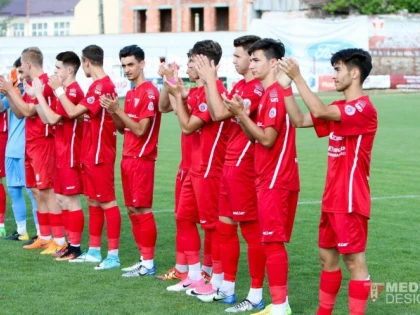 Juniorii roş-albi au ratat dramatic finala pe ţară