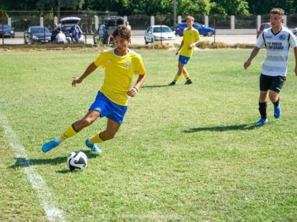 Juniorii sub 17 ani de la CSȘ Gloria Arad s-au calificat în optimile Cupei României