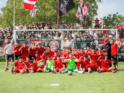Juniorii U17 de la UTA sunt campioni naționali, după ce au făcut instrucție cu Rapidul! (FOTO)