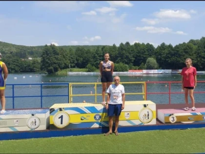 Kaiaciștii de la CSȘ Gloria Arad au urcat pe podium la Naționalele școlare
