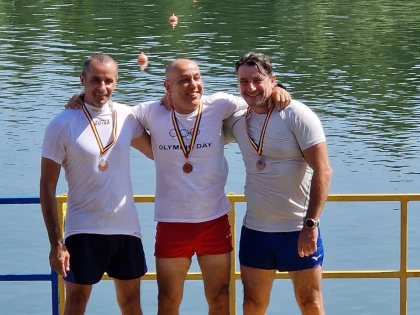 Kaiaciștii master ai CSM Arad s-au întors de la Bascov cu patru medalii