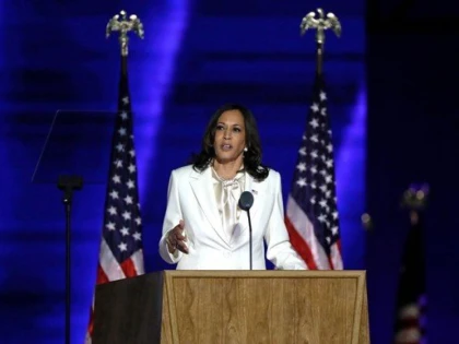 Kamala Harris se întoarce prima dată la Los Angeles ca vicepreşedintă a SUA