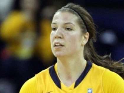 KATHERINE PLOUFFE SI MEIGHAN SIMMONS, IN ECHIPA IDEALA A LIGII EUROPEI CENTRALE