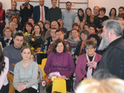Lansare de carte, la Grădinița „Palatul Fermecat” din Arad