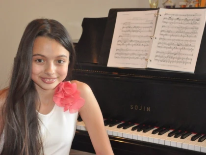 LAURA BRETAN COMPARATĂ ÎN AMERICA CU MARIA CALLAS