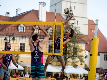 Lelea şi Lung, pe podium şi la final de sezon. Campionii naţionali au luat bronzul la Sibiu Sands!