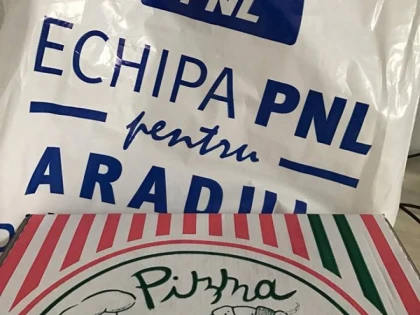 LIBERALII ARĂDENI ÎMPART PIZZA LA PUNGĂ PRIN JUDEŢ