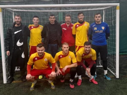 Liderul Ligii DeSavoia, Flamura Roşie, a câştigat Cupa Stelelor la minifotbal