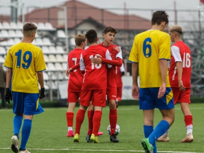 Liga Elitelor: Mercioiu s-a remarcat pentru juniorii mari utişti, eşec dur cu Atletico la U15