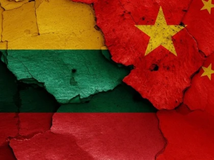 Lituania, prinsă în menghina chinezească