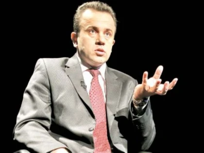 Liviu Pop: ”500 de şcoli ar putea fi comasate cu alte unităţi de învăţământ”