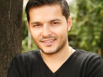 LIVIU VARCIU VREA SA MEARGA LA NUNTA FOSTEI NEVESTE