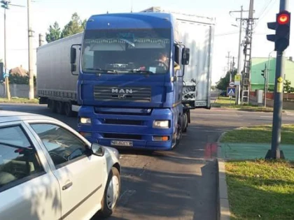 Locuitorii din Gai, tratați cu indiferență de autorități! ”Problema garajelor ilegale din Gai trebuie rezolvată!”