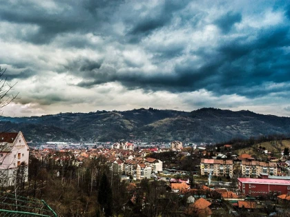 Locuri de muncă în Petroșani. Oferte în vânzări sau domenii tehnice