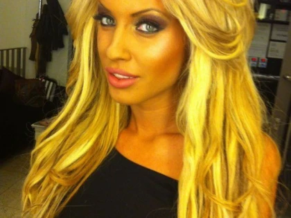 LOREDANA CHIVU IN BUCATARIE INTRECE ORICE IMAGINATIE