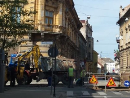 LUCRARI MARCA FALCA: BULEVARDUL DECEBAL A FOST SPART DIN NOU