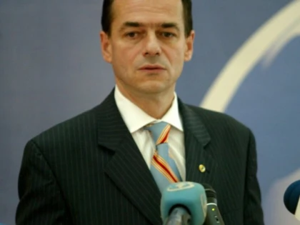 LUDOVIC ORBAN ŞI-A RETRAS CANDIDATURA
