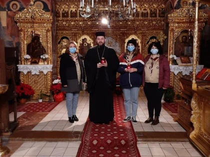 Lumina Păcii de la Betleem a ajuns la Arad