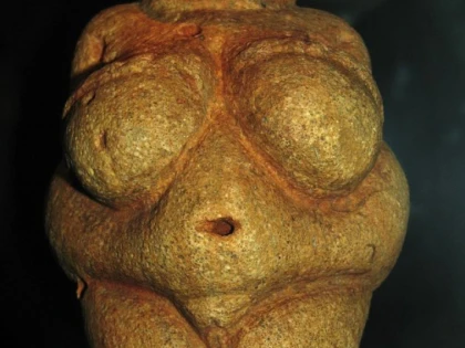 Luni, 7 august 2023