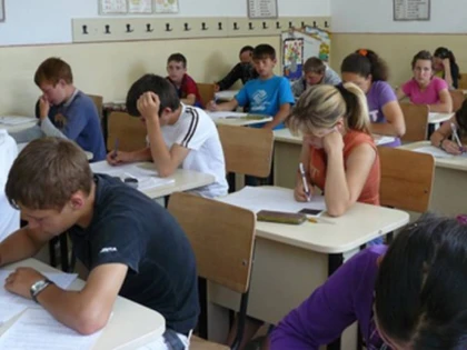 Luni încep simulările pentru evaluarea națională și bacalaureat