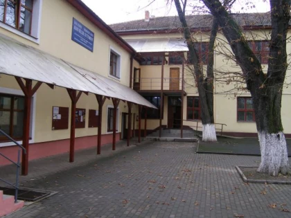 Luni se reiau cursurile la Liceul german din Arad