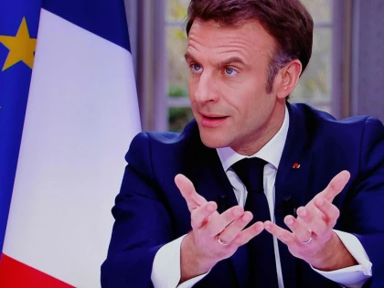 Macron a acuzat Rusia că a manipulat alegerile din România