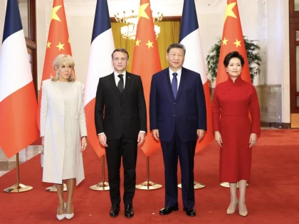 Macron îl îndeamnă pe Xi să se implice mai mult în Ucraina și în reechilibrarea comerțului global