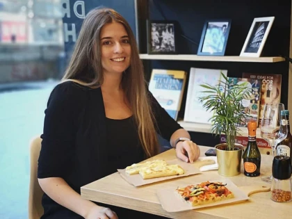 Mădălina Petrean, Miss Arad 2012, s-a înscris în PNL București