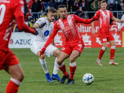 Mai bateţi şi voi pe cineva? UTA are gaz doar de play-out, iar lui Balint i s-a cerut demisia!