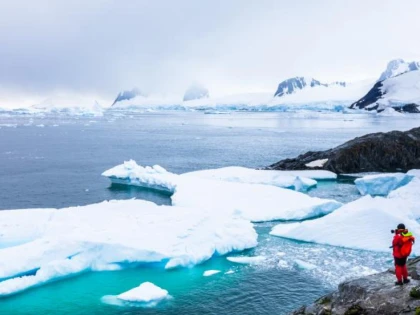 Mai mult de jumătate din banchiza Antarcticii, în risc ridicat de fracturare