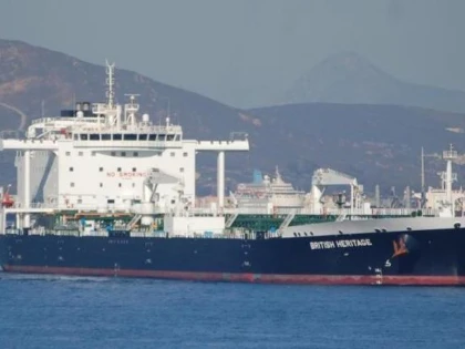 Mai multe ambarcațiuni iraniene au „hărțuit“ un tanc petrolier britanic
