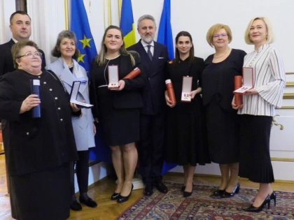 Mai multe cadre didactice și școli din Ungaria au primit distincții din partea președintelui României