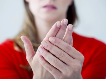 Mâinile amorțite au în spate boli nedescoperite. De ce ar trebui să mergi la medic