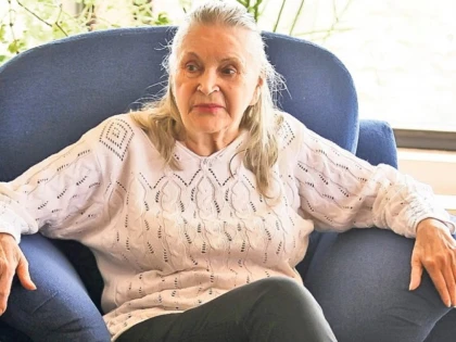 Mama Zina iese din azil