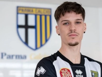Man a fost prezentat oficial la Parma: "Idolul meu este Mutu, sunt conştient că joc în Serie A"