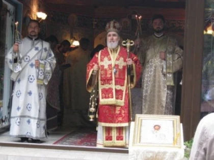 MANASTIREA FEREDEU ISI SERBEAZA HRAMUL