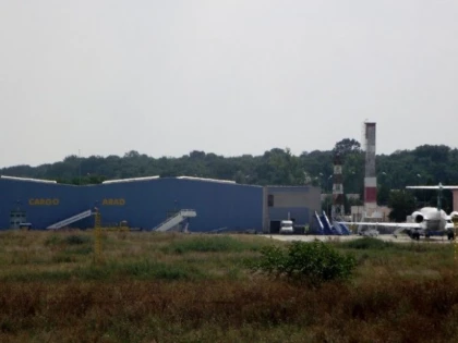 MANUAL DE PROSTIT INVESTITORI: O FIRMA DIN CEHIA VINE IN ARAD PENTRU CA AVEM TERMINAL CARGO
