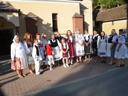 Mare sărbătoare la Păiușeni. O comunitate mică, dar unită în jurul bisericii și tradițiilor