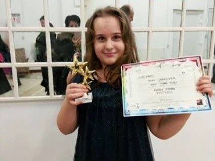 Maria Luisa Sâpcu: “Îmi place viaţa de artist. Nu cred că mi-aş dori altceva”