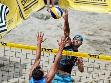 Marius Mascovits bifează încă un sezon în voleiul pe plajă