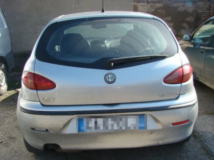 MASINA CONFISCATA LA VAMA NADLAC. AUTOTURISMUL ERA CAUTAT DE AUTORITATILE ITALIENE