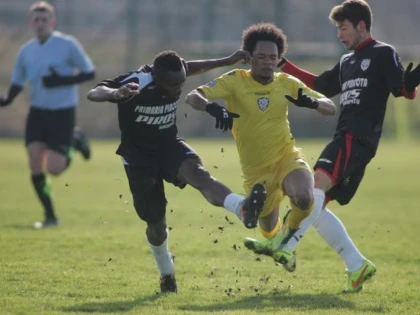 MECIUL ACS POLI TIMISOARA - SOIMII PINCOTA SE JOACA IN NOCTURNA
