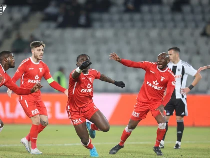 Meciuri importante pentru ambii poli din Superliga, cum arată etapa a 19-a și clasamentul!