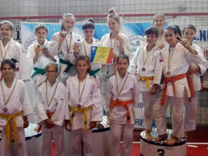 Medalii arădene la Naţionalele de judo sub 13 ani