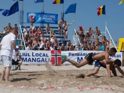 MEDALII PENTRU CS ASTRA ARAD LA MONDIALUL DE LUPTE PE PLAJA