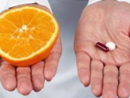MEDICAMENTE - ALIMENTE. CE COMBINATII SA EVITAM PENTRU A NU NE PUNE VIATA IN PERICOL