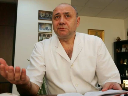 MEDICUL IRINEL POPESCU, LA DNA